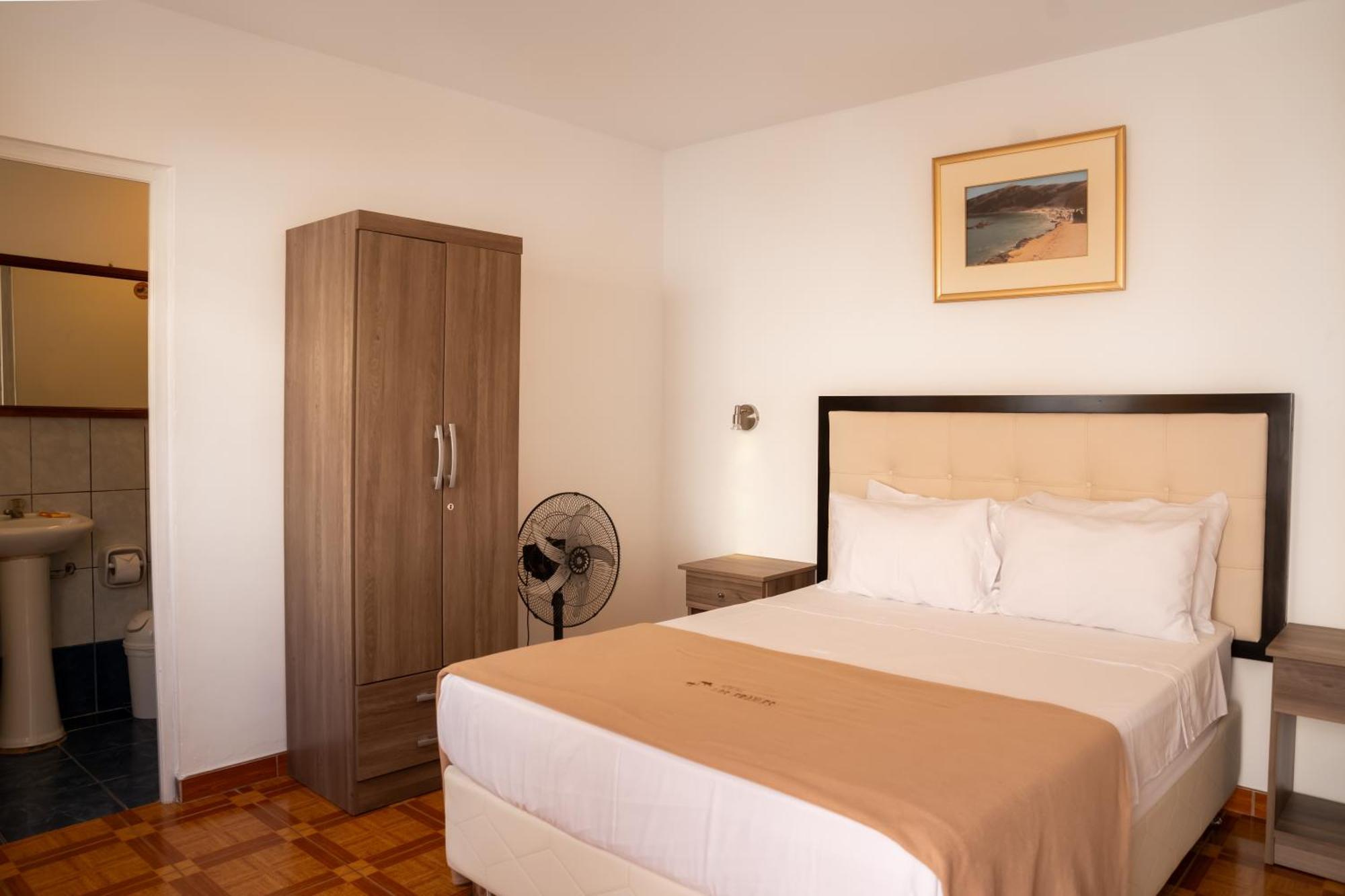 Hostal Los Frayles Paracas Kültér fotó